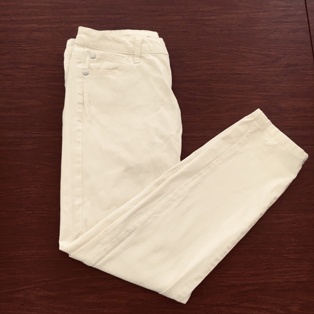 Light yellow pants